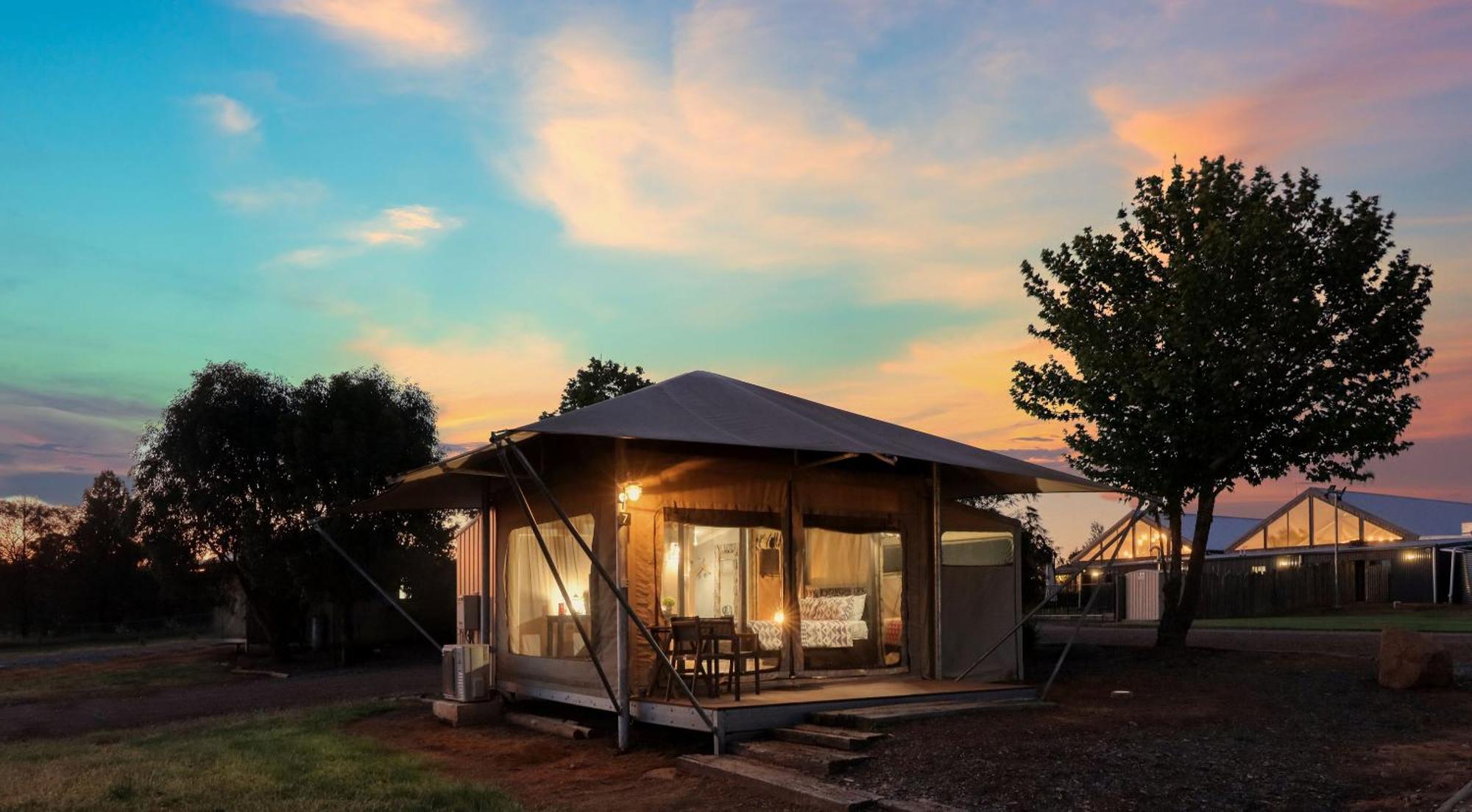Dubbo Rhino Lodge Buitenkant foto